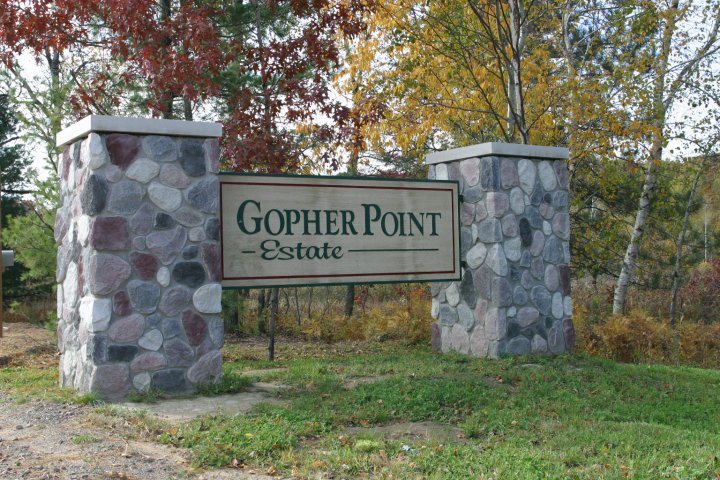 Gopher Point main entrance